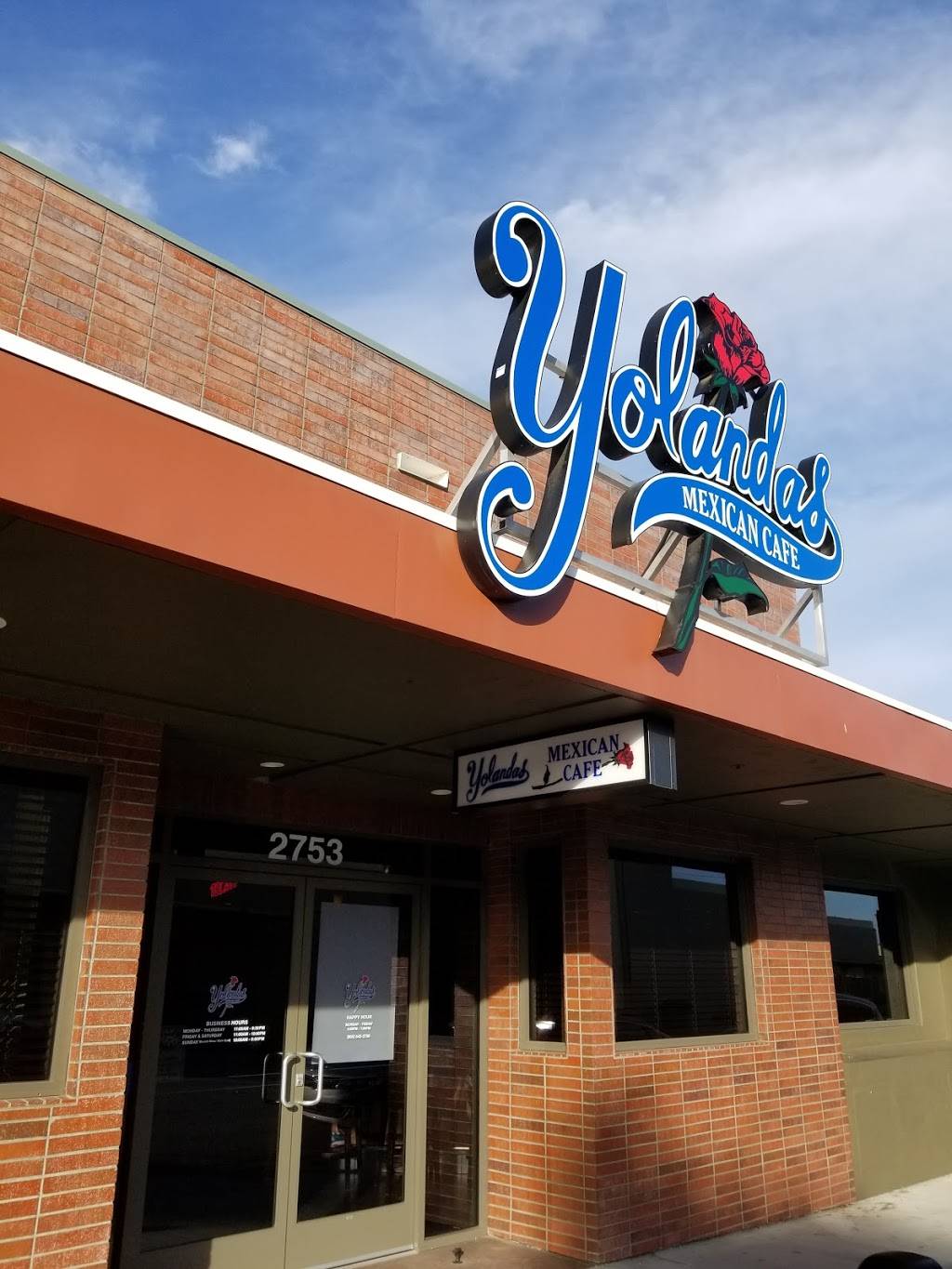 Yolandas Mexican Café | restaurant | 2753 E Main St, Ventura, CA 93003, USA | 8056432700 OR +1 805-643-2700