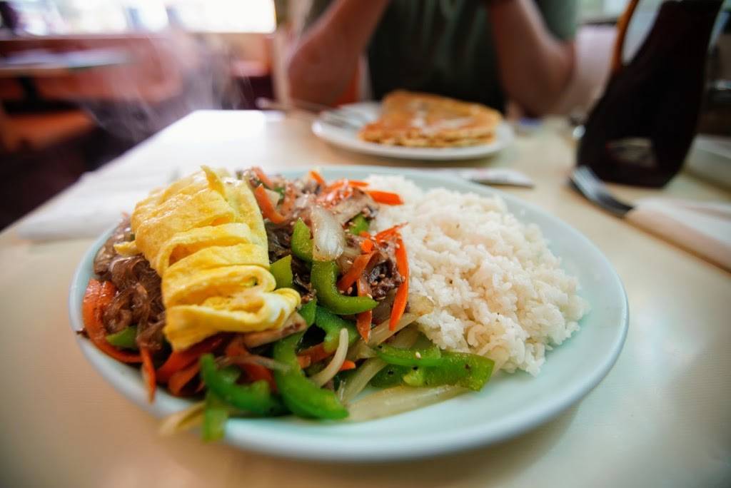 Bells Diner | restaurant | 2167 W Stadium Blvd, Ann Arbor, MI 48103, USA | 7349950226 OR +1 734-995-0226