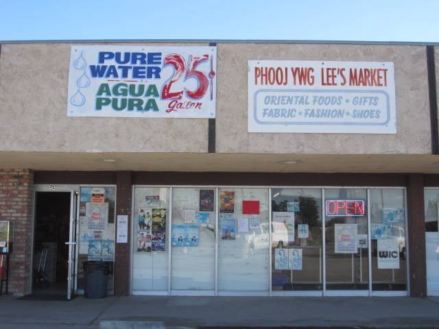 Phooj Ywg Lees Market | restaurant | 5821 Feather River Blvd, Olivehurst, CA 95961, USA | 5307411411 OR +1 530-741-1411