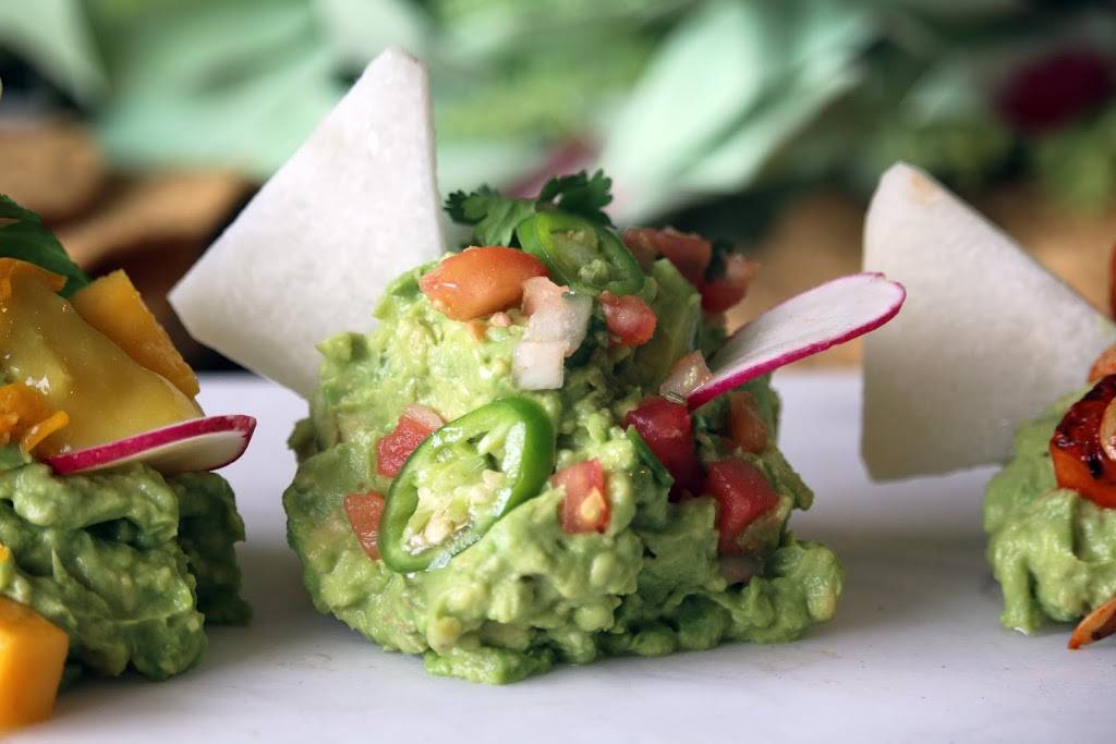 El Jefe - Leña y Mar | restaurant | 1271 N Lake St, Aurora, IL 60506, USA | 6303403328 OR +1 630-340-3328