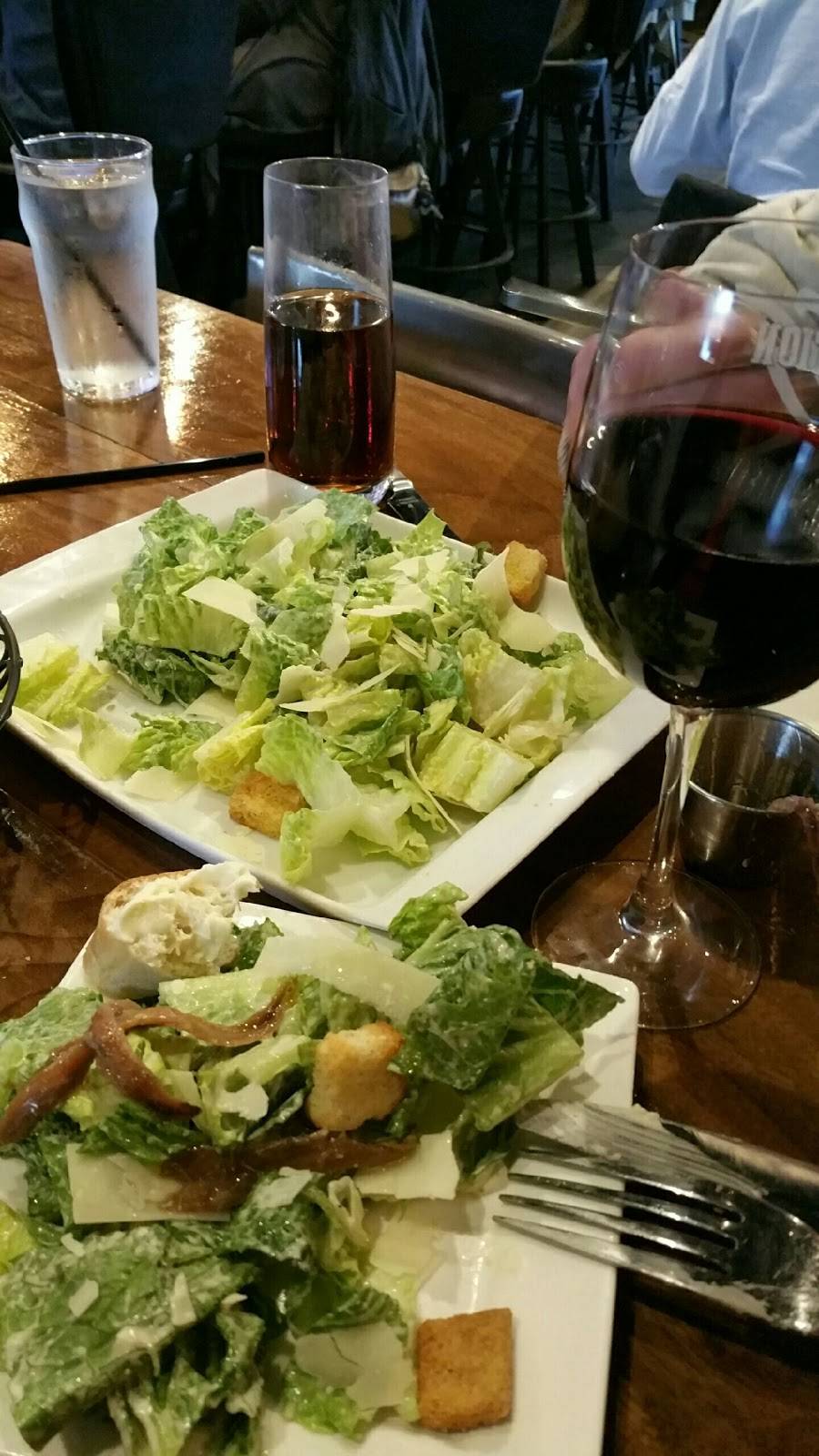 Station Eight | restaurant | 1899 Ocean St, Marshfield, MA 02050, USA | 7818376637 OR +1 781-837-6637