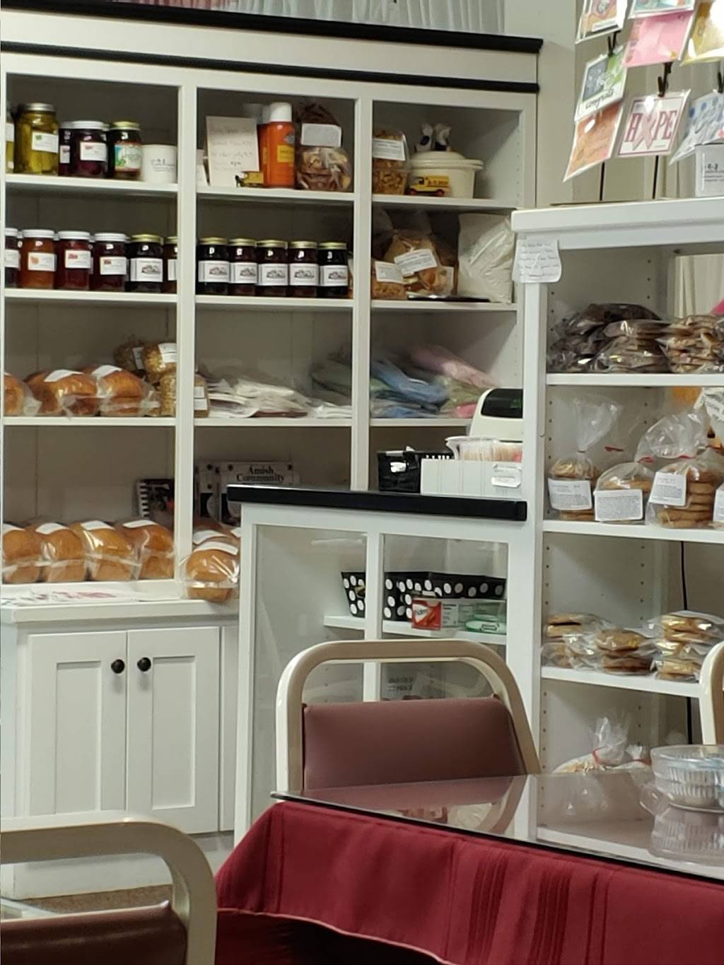 Carolyns Essenhaus | restaurant | 104 Main St, Arlington, KS 67514, USA | 6205384711 OR +1 620-538-4711