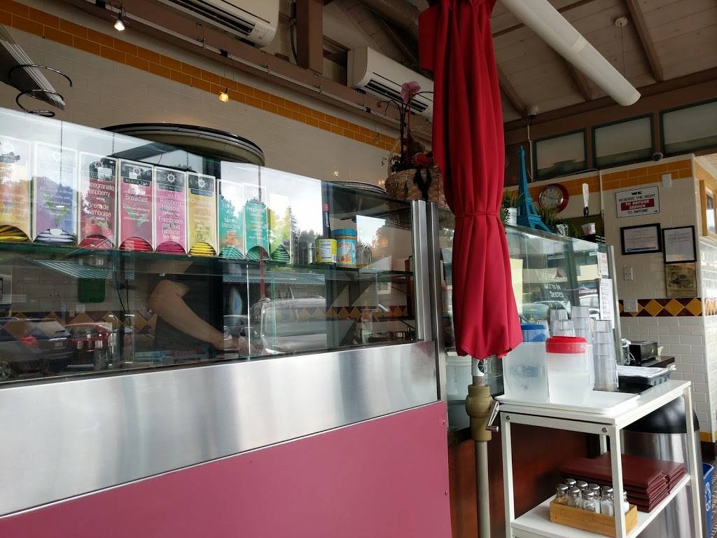 Lilys Crêperie | cafe | 108 De Anza Blvd, San Mateo, CA 94402, USA | 6503121579 OR +1 650-312-1579