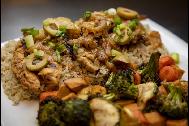 Cocoa Chili Restaurant & Catering | meal delivery | 135 N Kedzie Ave, Chicago, IL 60612, United States | 3127253170 OR +1 312-725-3170