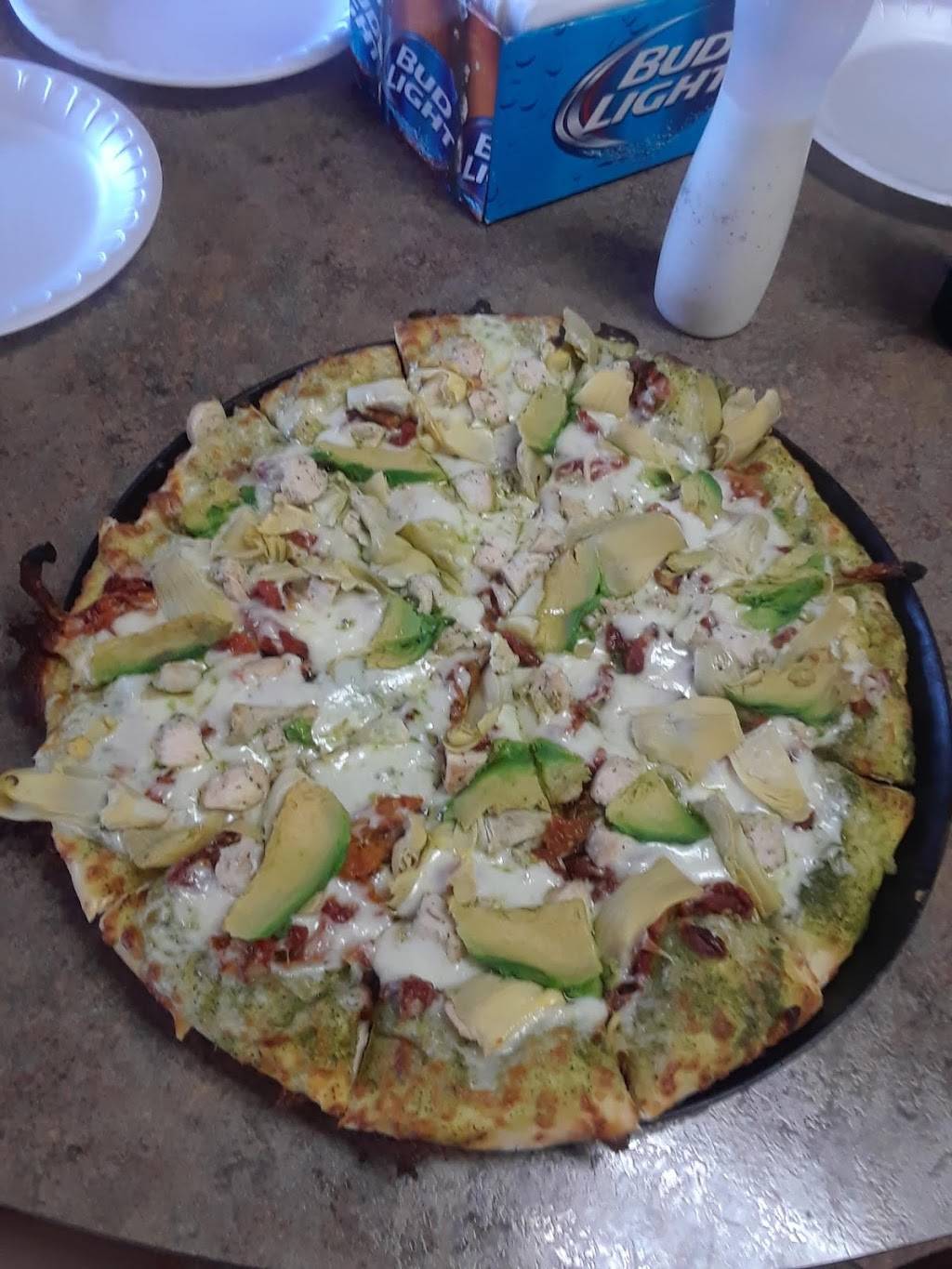 VIP Pizza | restaurant | 180 E Pine St, Exeter, CA 93221, USA | 5595925170 OR +1 559-592-5170