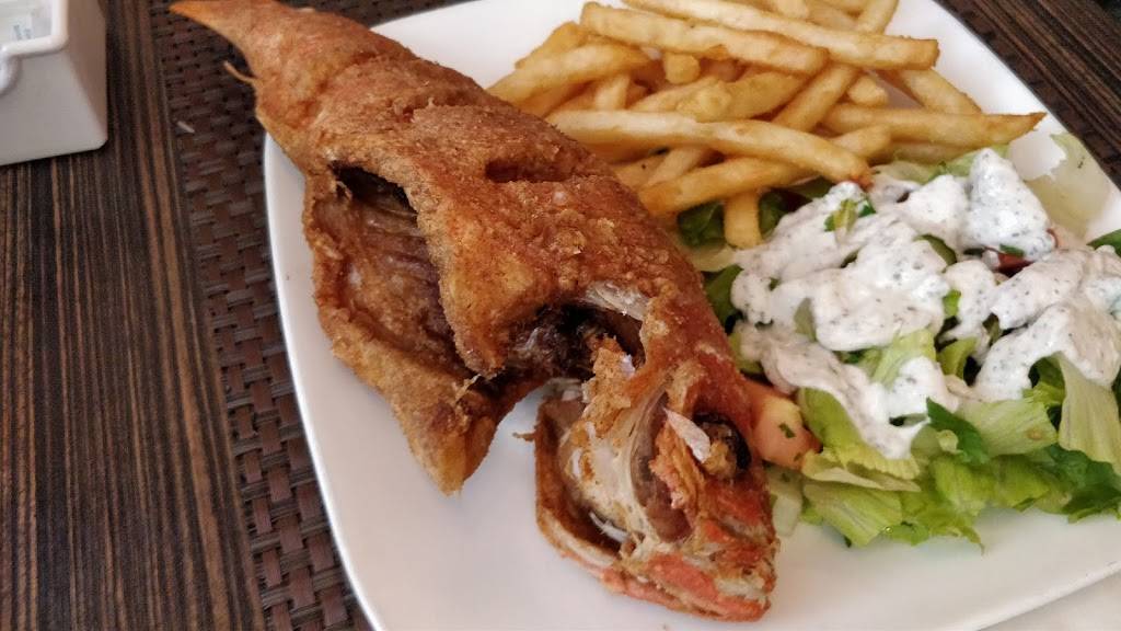 Les Grillades | restaurant | 111 Colonnade Rd, Nepean, ON K2E 7M3, Canada | 6137233224 OR +1 613-723-3224