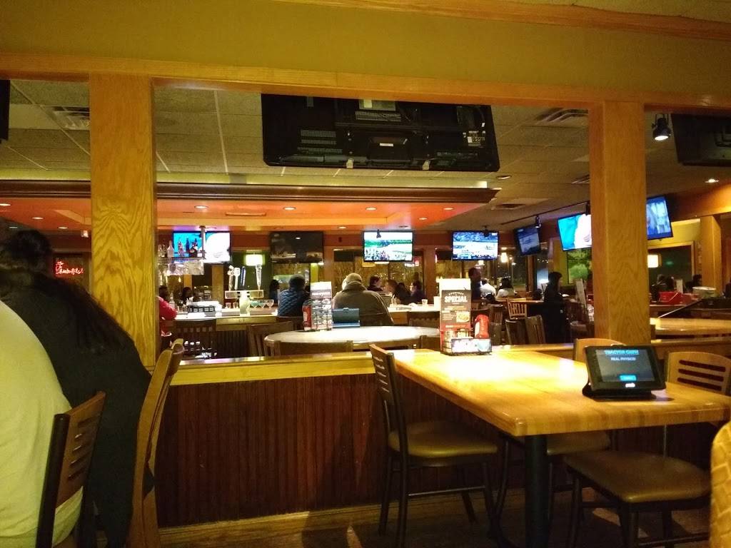 Applebees Grill + Bar | restaurant | 8700 JW Clay Blvd, Charlotte, NC 28262, USA | 7045489219 OR +1 704-548-9219