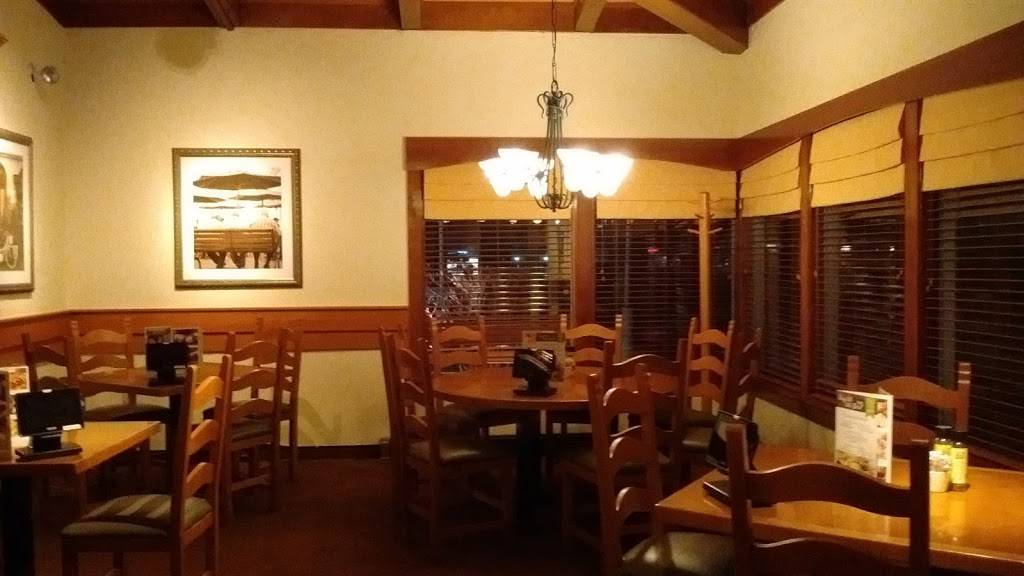 Olive Garden Italian Restaurant | meal takeaway | 36 Backus Ave, Danbury, CT 06810, USA | 2037432144 OR +1 203-743-2144