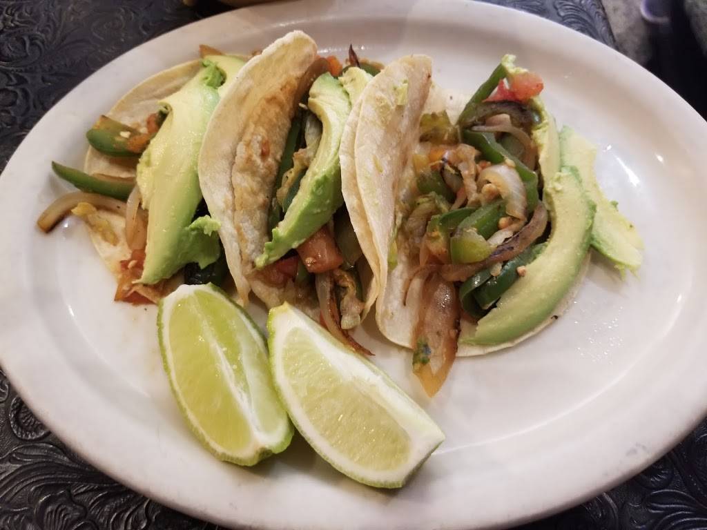 Montes Breakfast Burritos | restaurant | 116 N Waco St, Hillsboro, TX 76645, USA | 2545823999 OR +1 254-582-3999