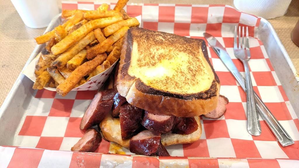 Community Q BBQ | restaurant | 1361 Clairmont Rd, Decatur, GA 30033, USA | 4046332080 OR +1 404-633-2080