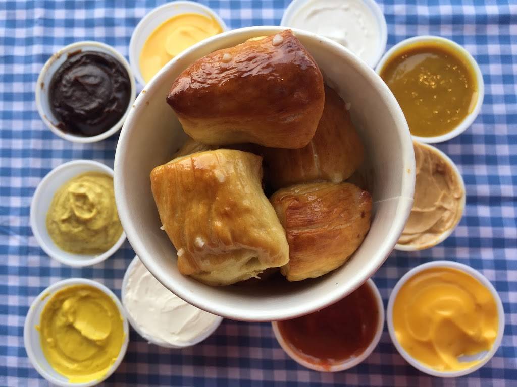 Bens Soft Pretzels | meal takeaway | 14169 S Bell Rd, Homer Glen, IL 60491, USA | 7088790515 OR +1 708-879-0515