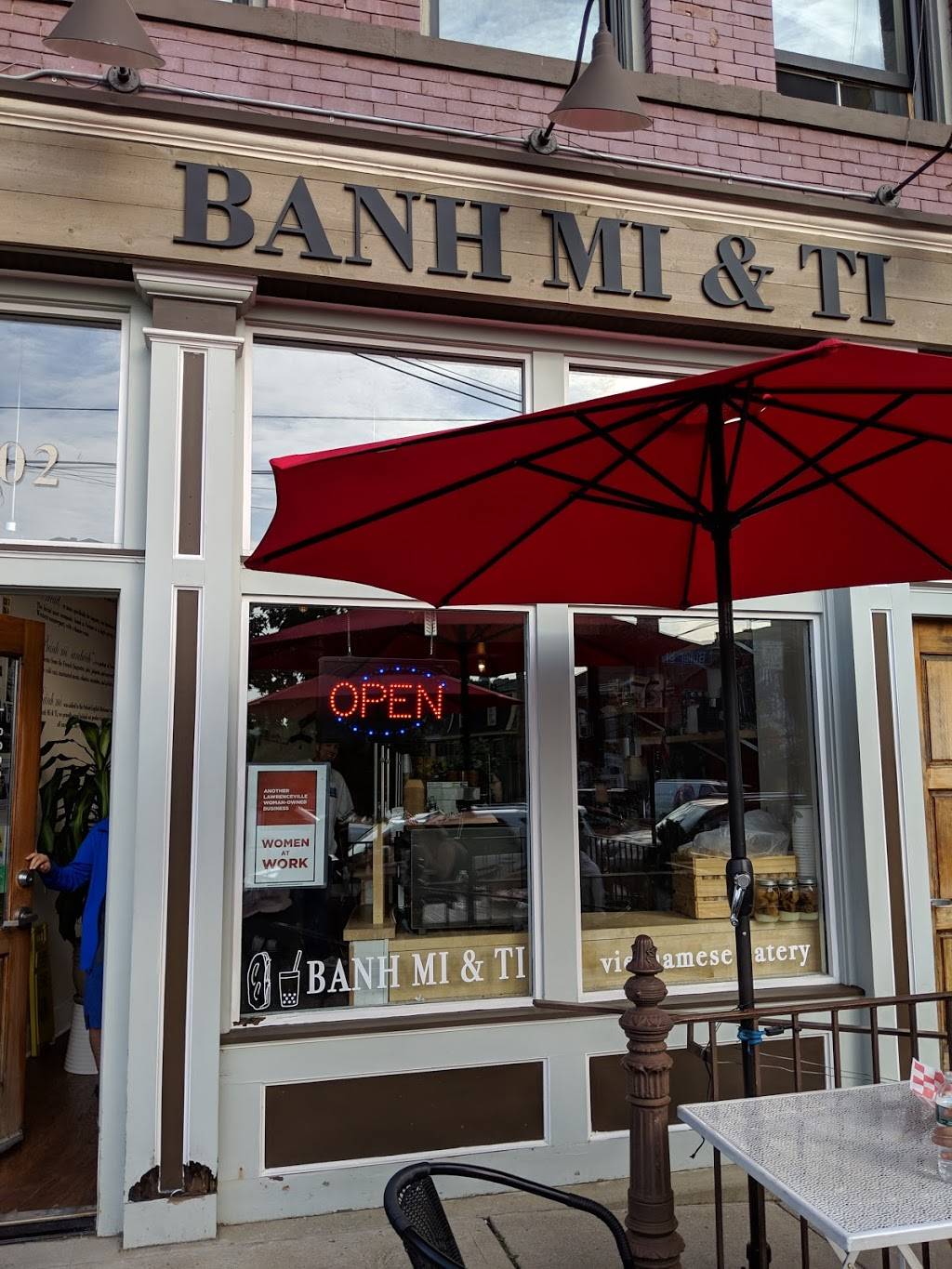Banh Mi & Ti | restaurant | 4502 Butler St, Pittsburgh, PA 15201, USA | 4122515030 OR +1 412-251-5030