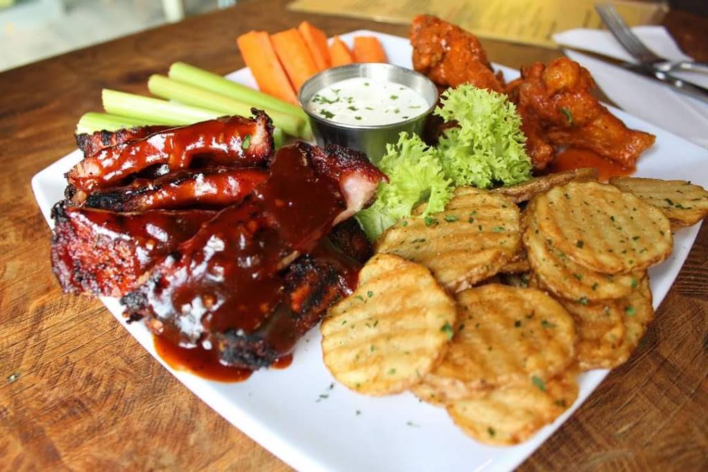 Peewee wings and ribs | restaurant | Parque Baja California Sur 537, Playas, Costa Hermosa, 22506 Tijuana, B.C., Mexico | 016643789512 OR +52 664 378 9512