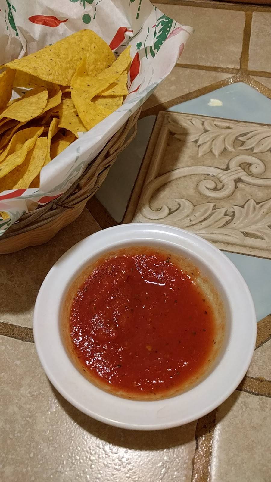 Chicos Restaurant | restaurant | 4407 W Maple St, Wichita, KS 67209, USA | 3169435401 OR +1 316-943-5401