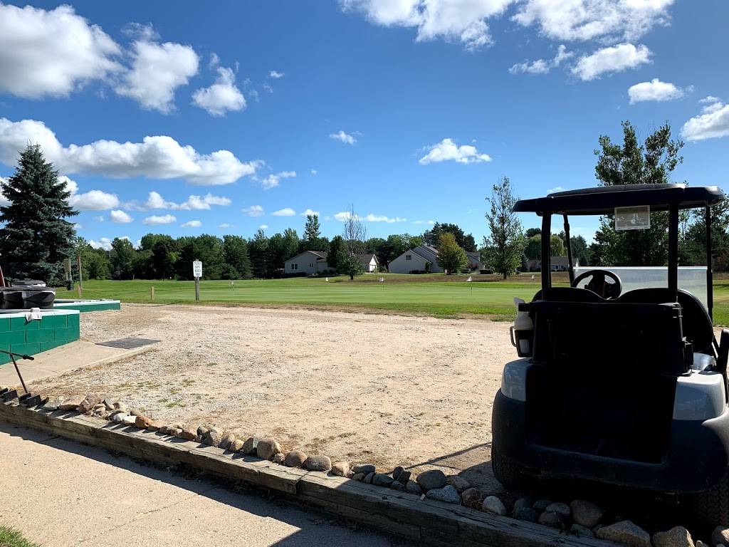 Arrowhead Golf & Grill | restaurant | 1201 Gun Club Rd, Caro, MI 48723, USA | 9896732017 OR +1 989-673-2017