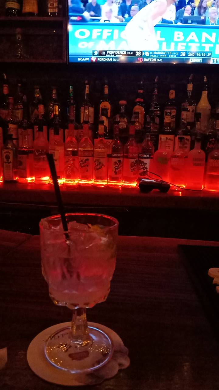 Fáilte | restaurant | 531 2nd Ave, New York, NY 10016, USA | 2127259440 OR +1 212-725-9440