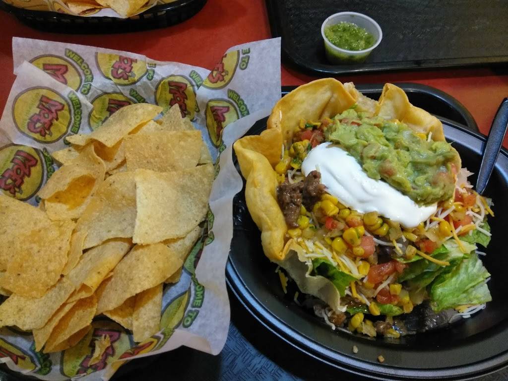 Moes Southwest Grill | restaurant | 3145 Berlin Turnpike, Newington, CT 06111, USA | 8607858990 OR +1 860-785-8990