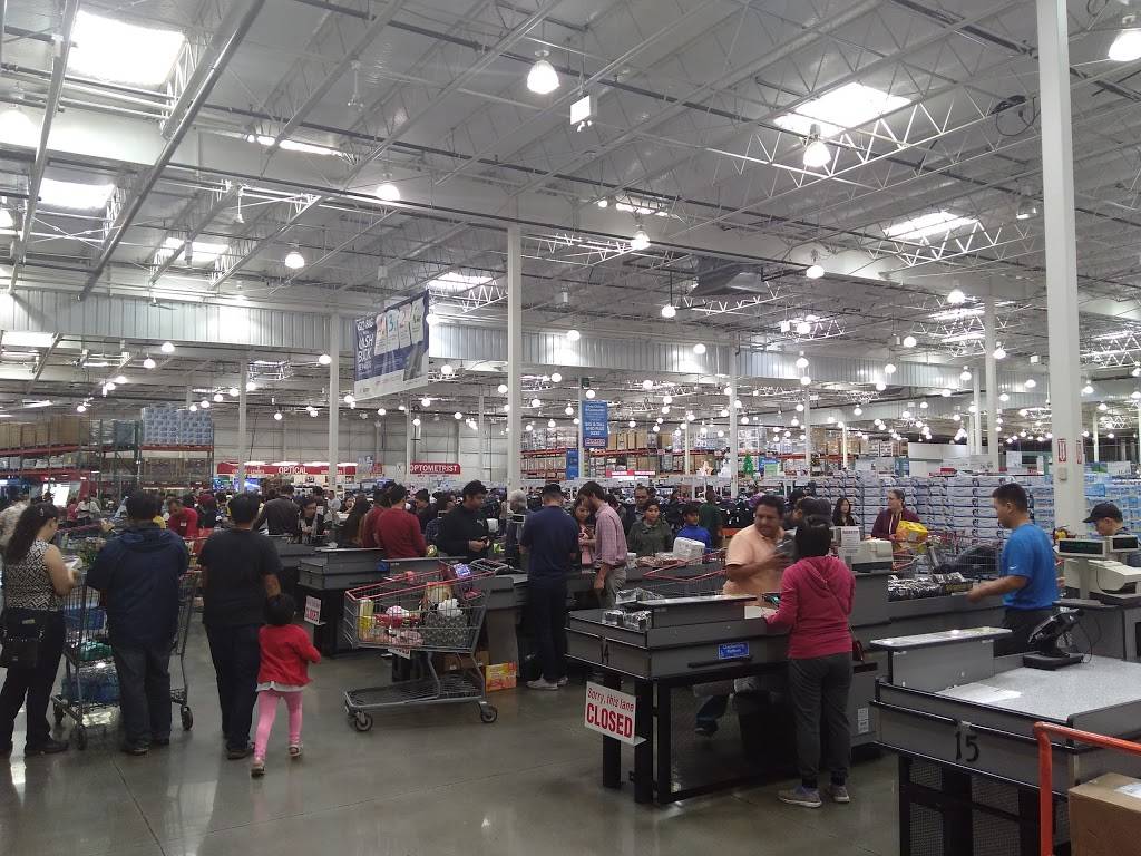 Costco Food Court | meal takeaway | 1709 Automation Pkwy, San Jose, CA 95131, USA | 4086782150 OR +1 408-678-2150