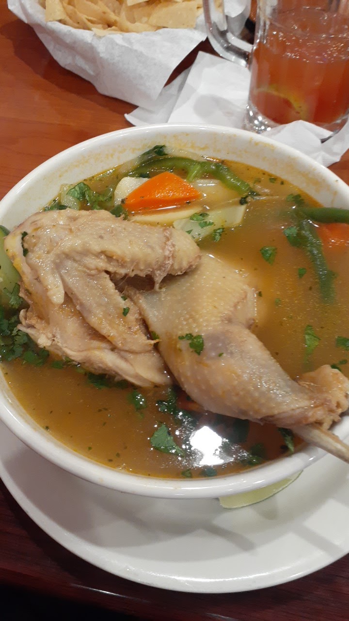 El Carbonero Restaurant Y Pupuseria | restaurant | 1702 E Amarillo Blvd, Amarillo, TX 79107, USA | 8063731973 OR +1 806-373-1973