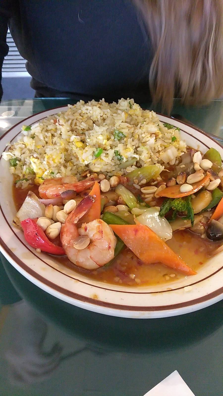 Fungs Kitchen | restaurant | 3231 N Classen Blvd, Oklahoma City, OK 73118, USA | 4055244133 OR +1 405-524-4133