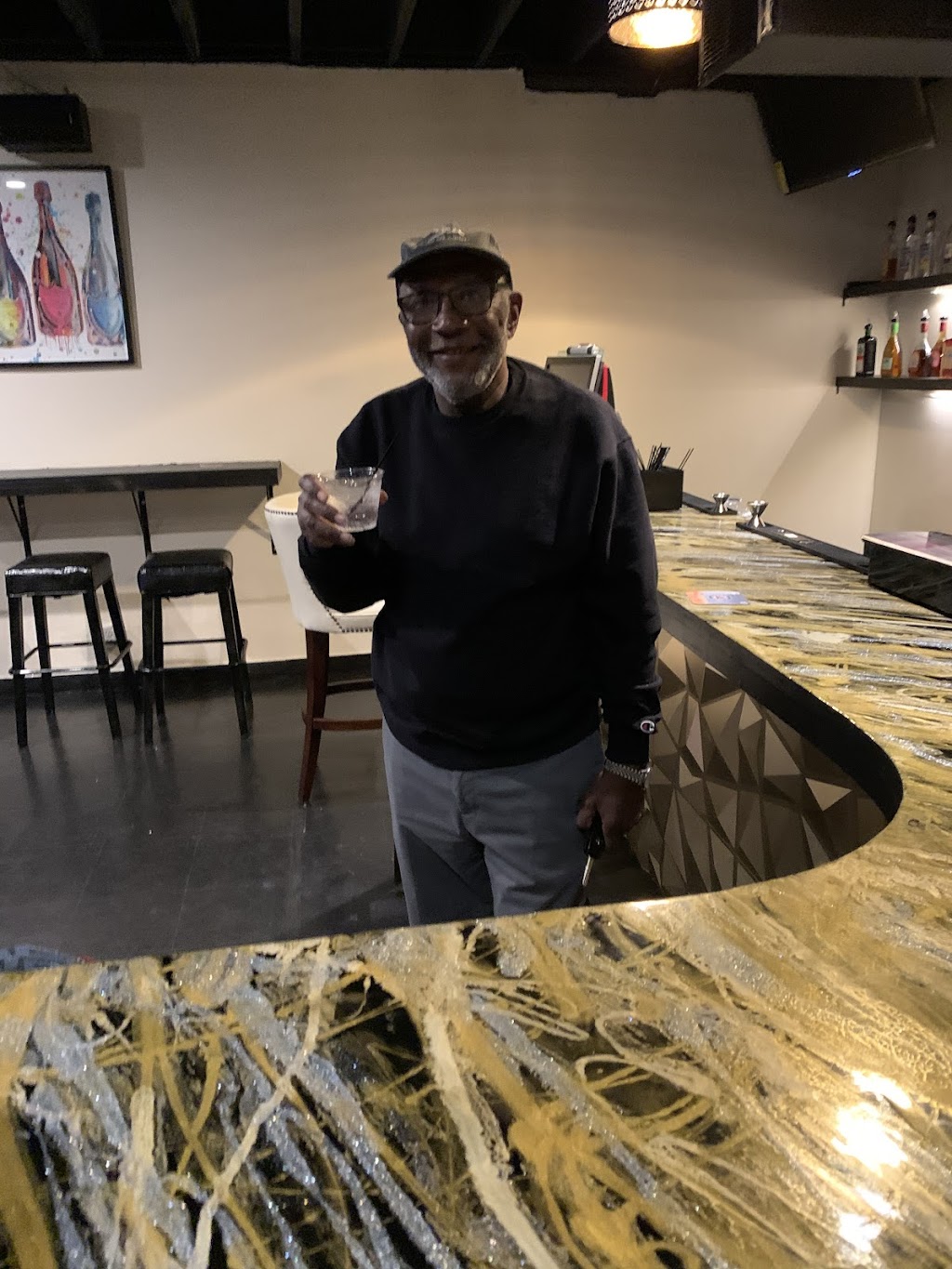 Bee Hive | restaurant | 4410 Beatties Ford Rd, Charlotte, NC 28216, USA | 8034481198 OR +1 803-448-1198