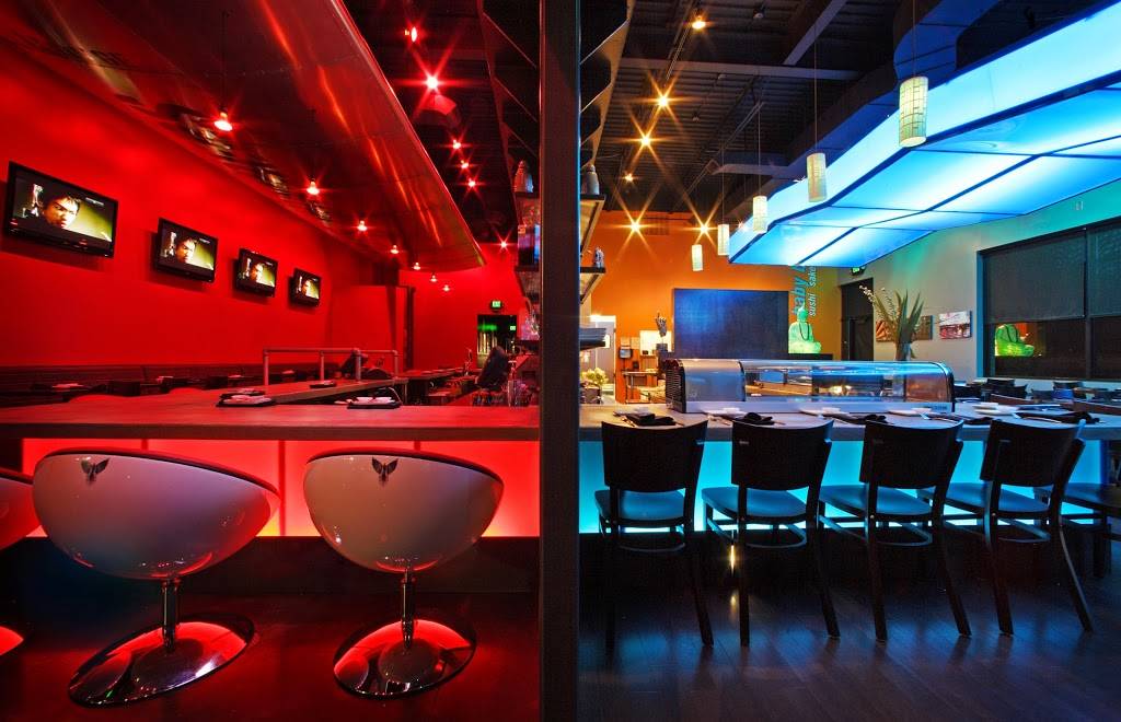Baby Blue Sushi Sake Grill | night club | 16939 Wright Plaza, Omaha, NE 68130, USA | 4025475959 OR +1 402-547-5959