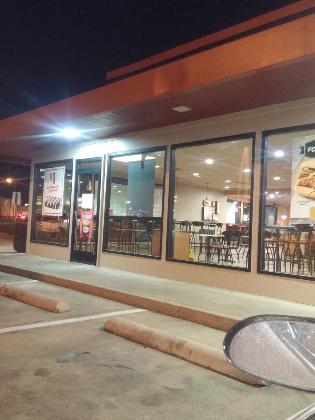 Jack in the Box | restaurant | 3459 Altamesa Blvd, Fort Worth, TX 76133, USA | 8172923398 OR +1 817-292-3398