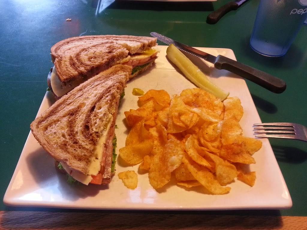 Papillons Pizza | restaurant | 1041 Grand Ave, Rothschild, WI 54474, USA | 7153599417 OR +1 715-359-9417