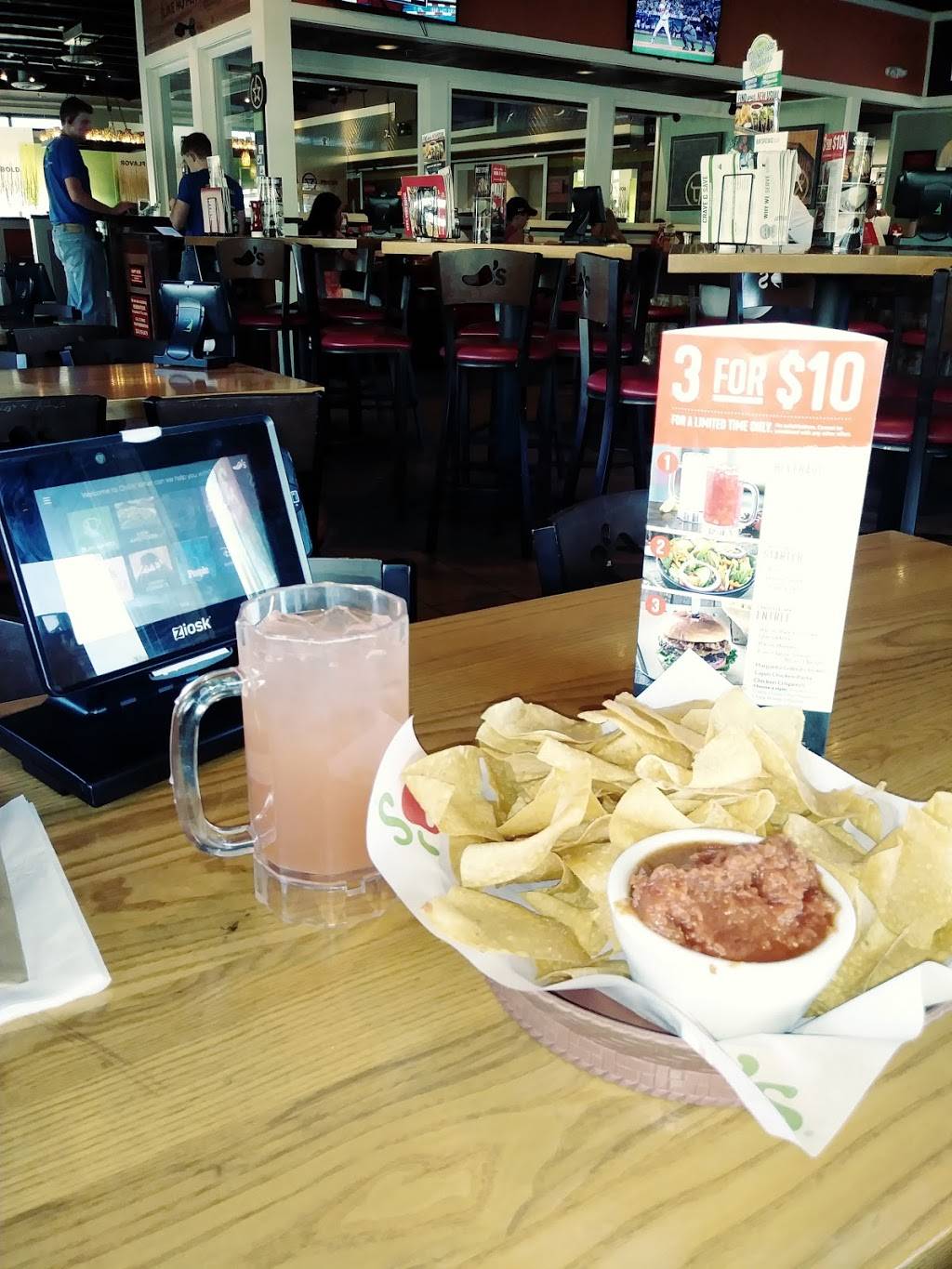 Chilis Grill & Bar | restaurant | 11065 N Oracle Rd, Oro Valley, AZ 85737, USA | 5202195479 OR +1 520-219-5479