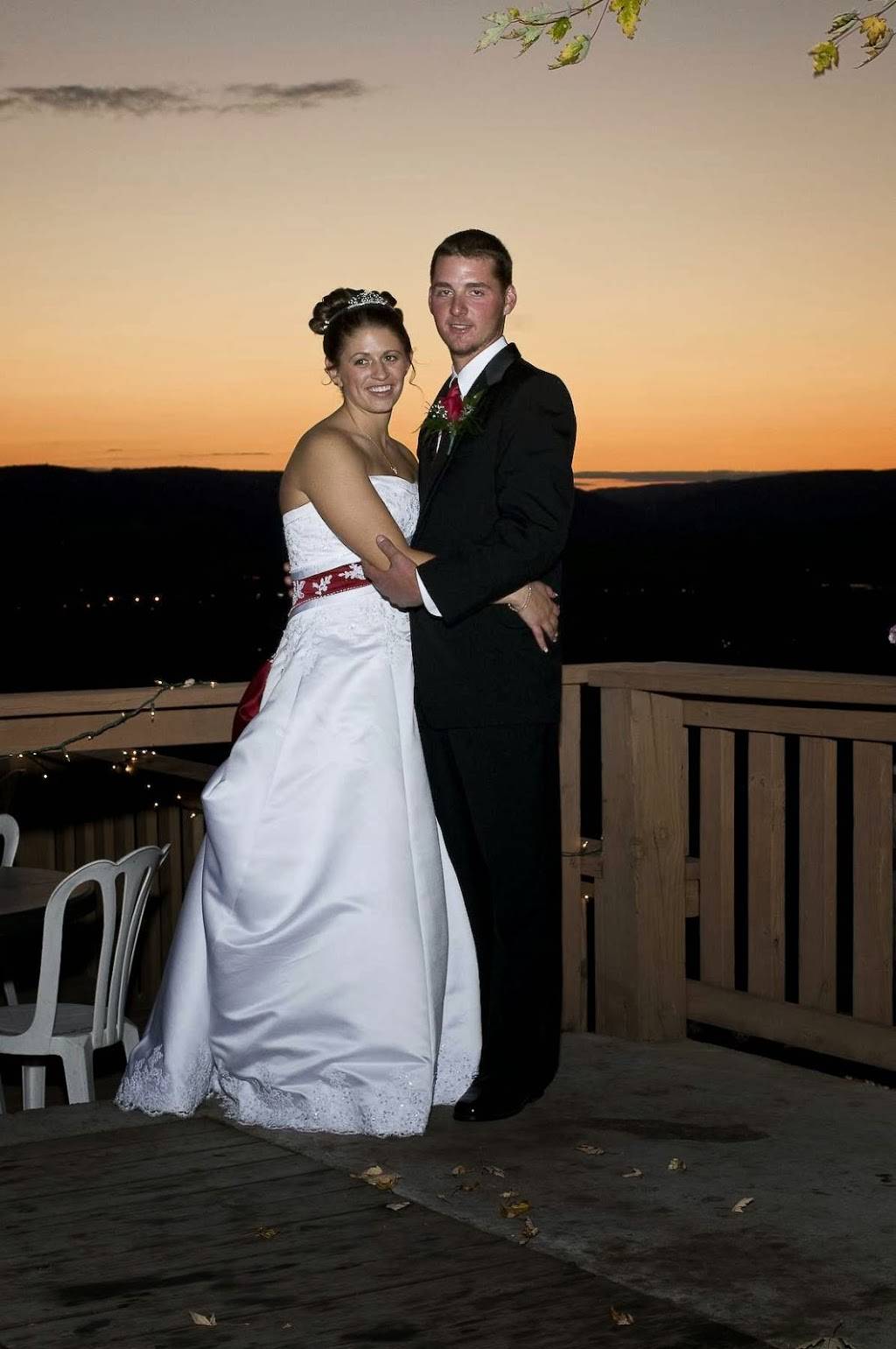 Hill Top Inn Restaurant, Banquets & Catering | restaurant | 171 Jerusalem Hill Rd, Elmira, NY 14901, USA | 6077326728 OR +1 607-732-6728