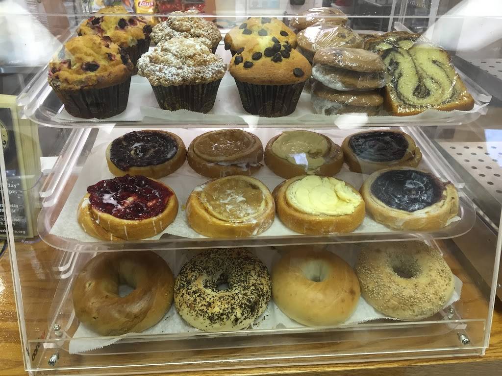 New York Cafe & Catering | cafe | 8253 Backlick Rd, Lorton, VA 22079, USA | 7033390404 OR +1 703-339-0404