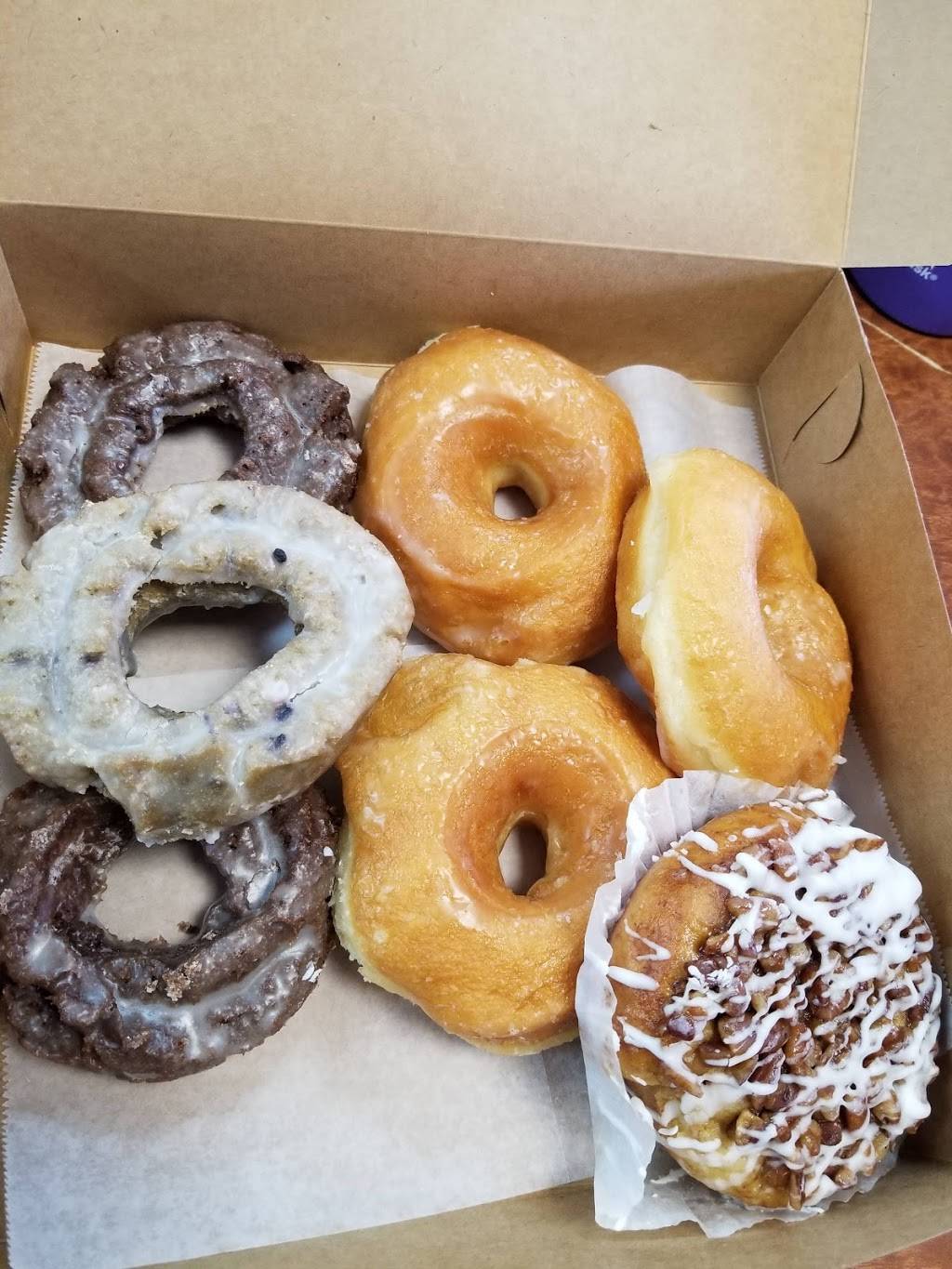 Cinottis Bakery-Sandwich Shop | bakery | 1523 Penman Rd, Jacksonville Beach, FL 32250, USA | 9042461728 OR +1 904-246-1728