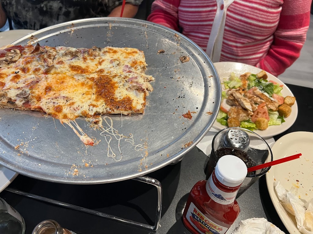 Social 45 Sports Bar & Grill | restaurant | 2101 Mannheim Rd, Melrose Park, IL 60164, USA | 8722688682 OR +1 872-268-8682