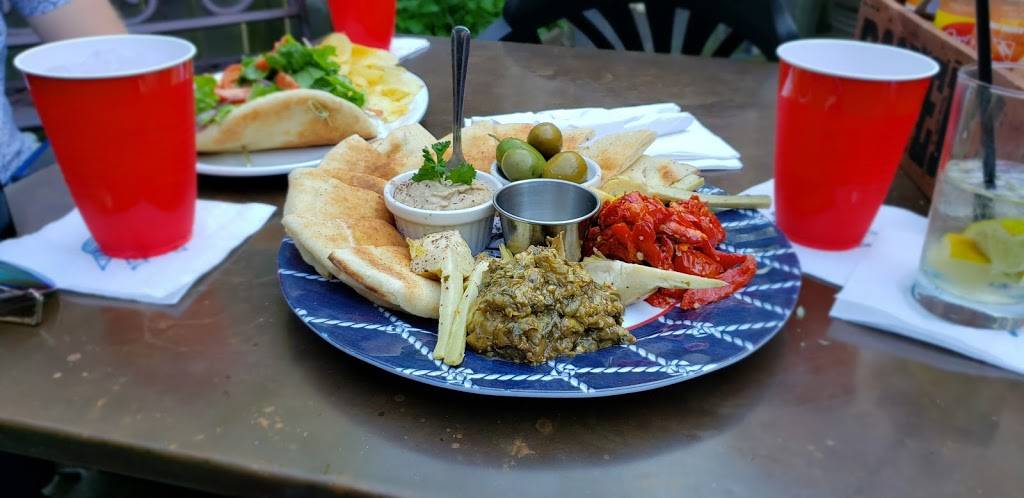 The Cove | restaurant | 2559 Broad Ave, Memphis, TN 38112, USA | 9017300719 OR +1 901-730-0719