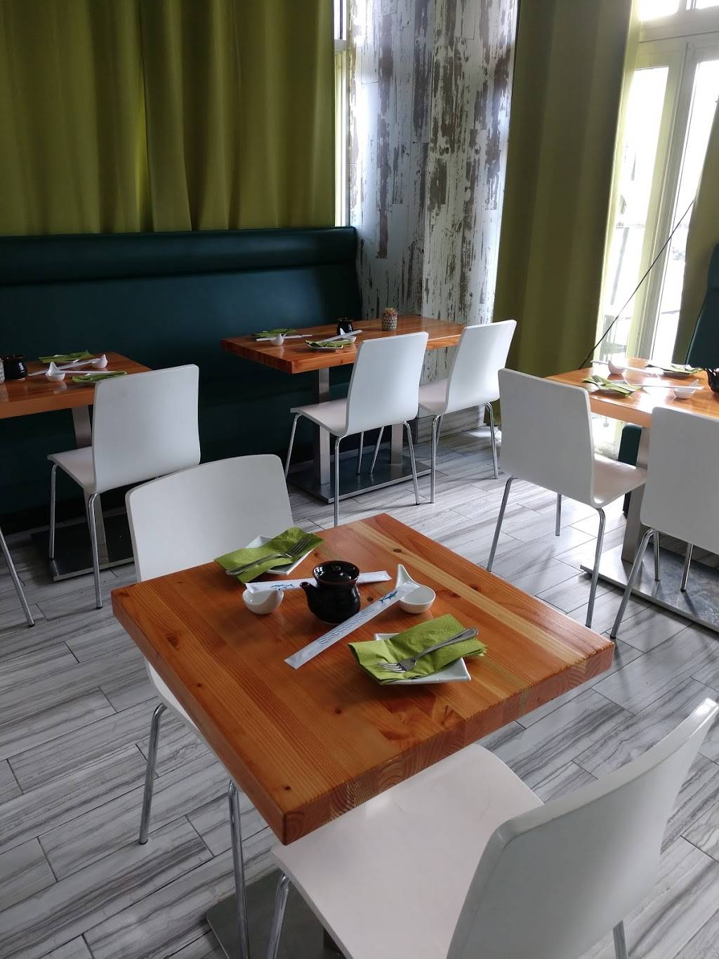 Avocado Sushi | restaurant | 4906 Arthur Kill Rd, Staten Island, NY 10309, USA | 7189661200 OR +1 718-966-1200