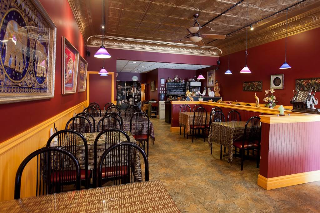 Mango Salad | restaurant | 95 Thames St S, Ingersoll, ON N5C 2T2, Canada | 5194251188 OR +1 519-425-1188