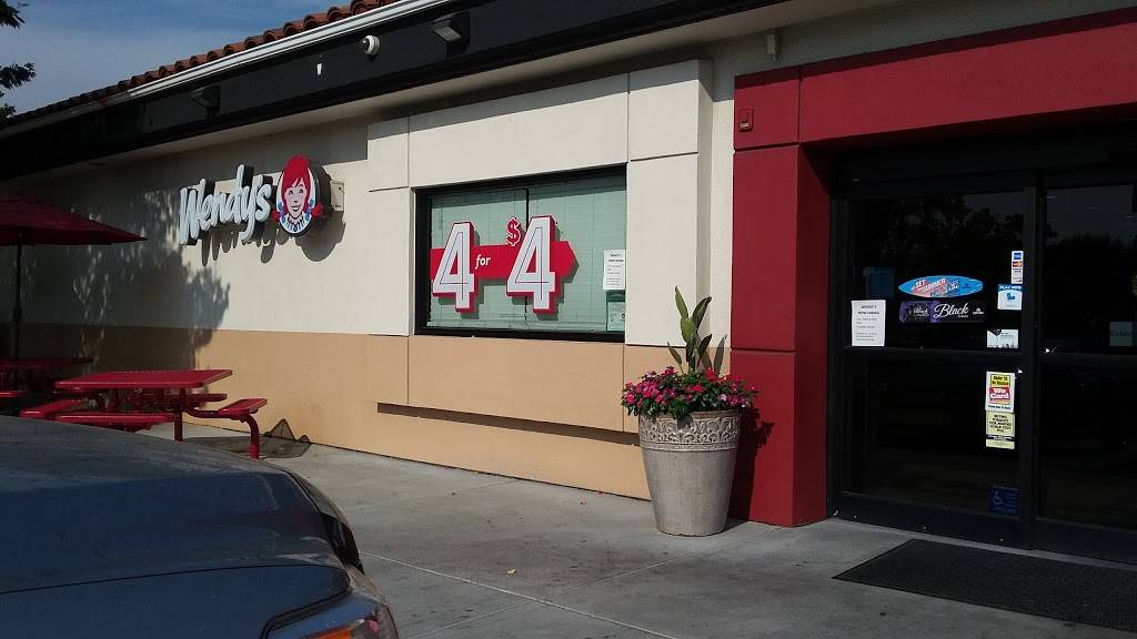 Wendys | restaurant | 1051 Airway Blvd, Livermore, CA 94551, USA | 9254435665 OR +1 925-443-5665