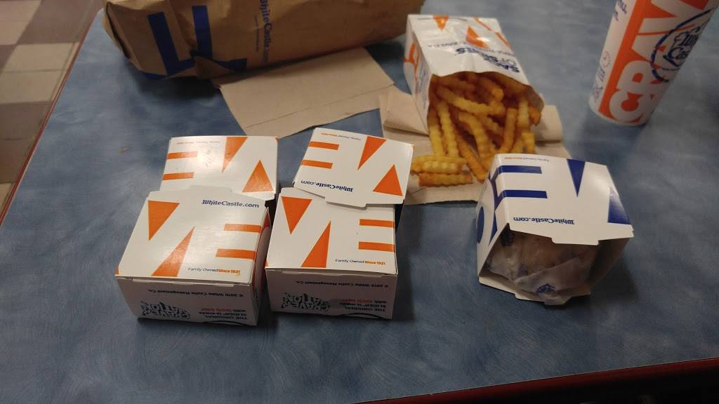 White Castle | restaurant | 12156 S Cicero Ave, Alsip, IL 60803, USA | 7083881435 OR +1 708-388-1435