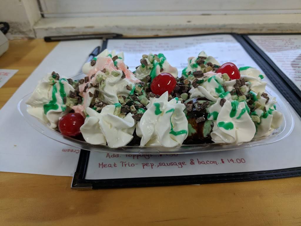 Harlem dairy dream | restaurant | 3480 sreubenville rd se, Carrollton, OH 44615, USA | 3307391020 OR +1 330-739-1020