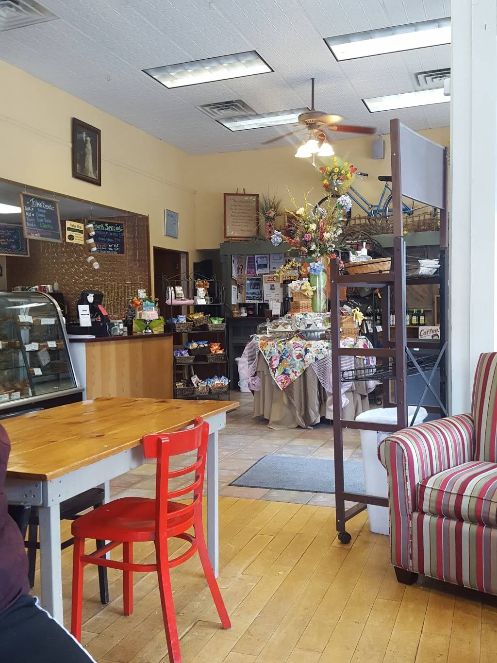 La Prima | restaurant | 529 3rd St, Wausau, WI 54403, USA | 7158481260 OR +1 715-848-1260