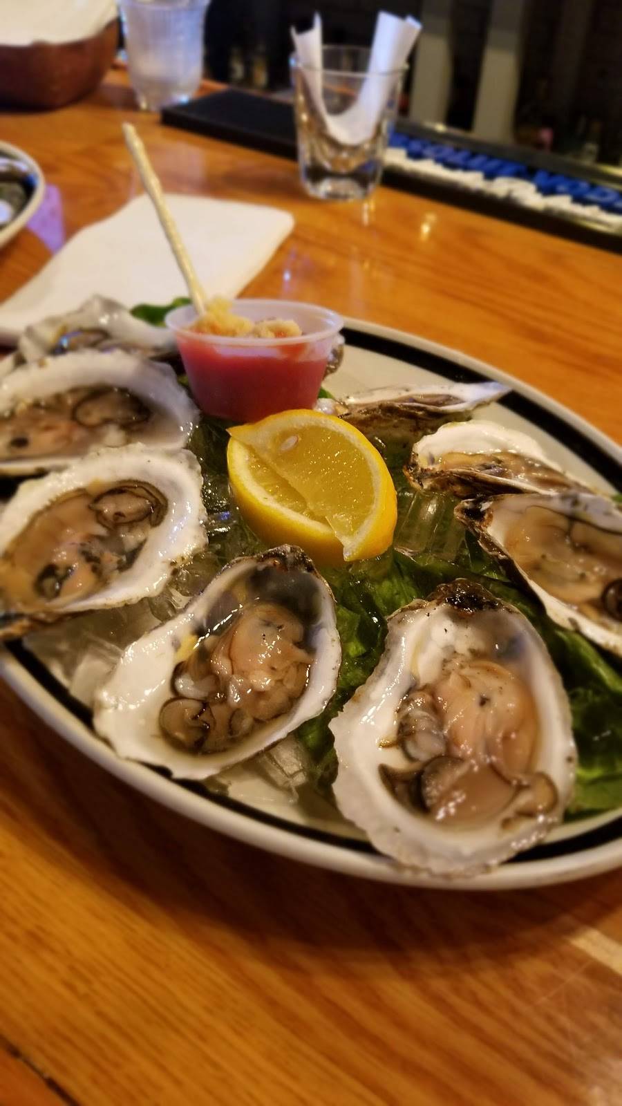 Jumpin Jakes | restaurant | 181 Saco Ave, Old Orchard Beach, ME 04064, USA | 2079373250 OR +1 207-937-3250