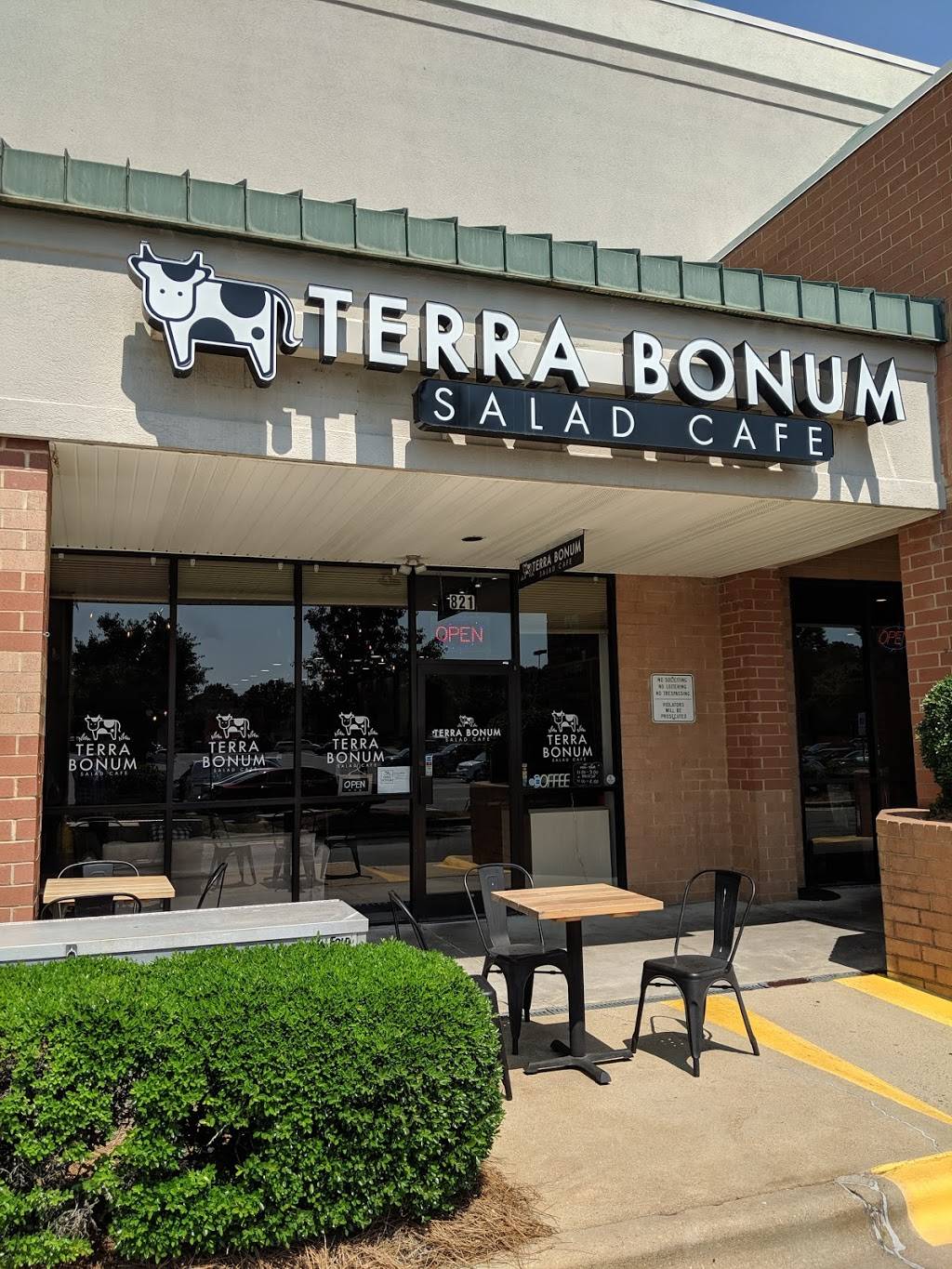 Terra Bonum Salad Cafe | restaurant | 821 Bass Pro Ln, Cary, NC 27513, USA | 9192346007 OR +1 919-234-6007