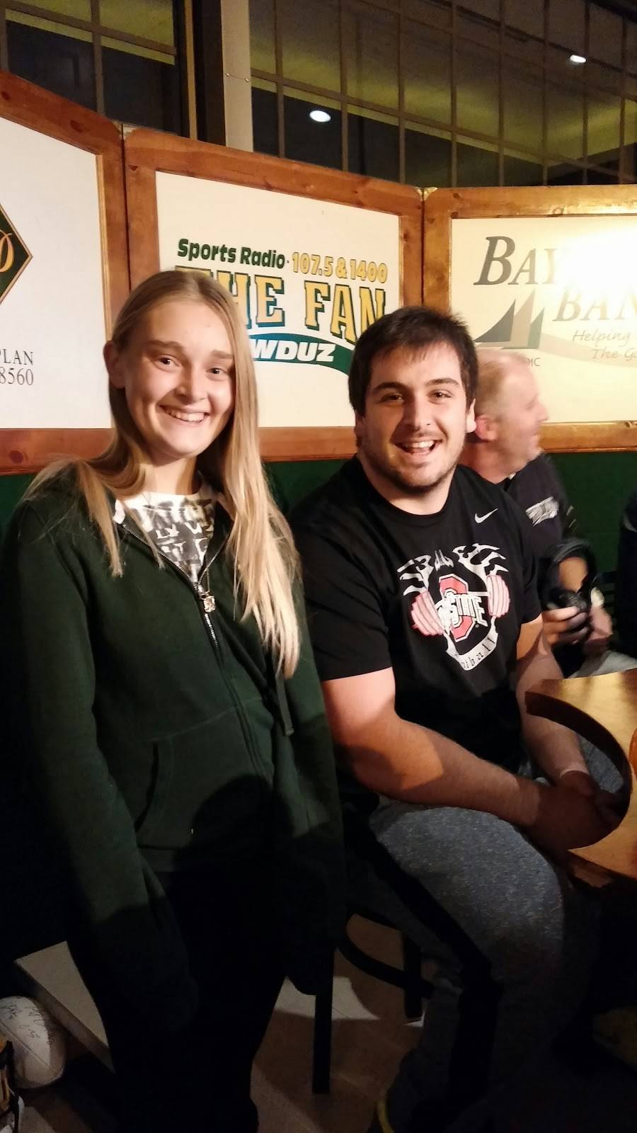 Pine Tree Sports Pub & Grill | restaurant | 4470 N Pine Tree Rd, Hobart, WI 54155, USA | 9204347501 OR +1 920-434-7501