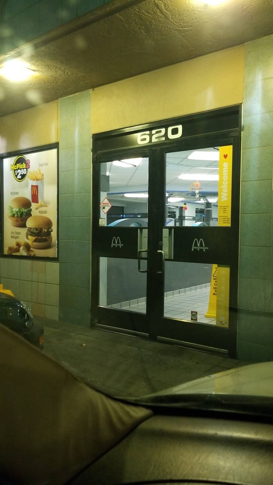 McDonalds | cafe | 640 Hegenberger Rd, Oakland, CA 94621, USA | 5106329225 OR +1 510-632-9225