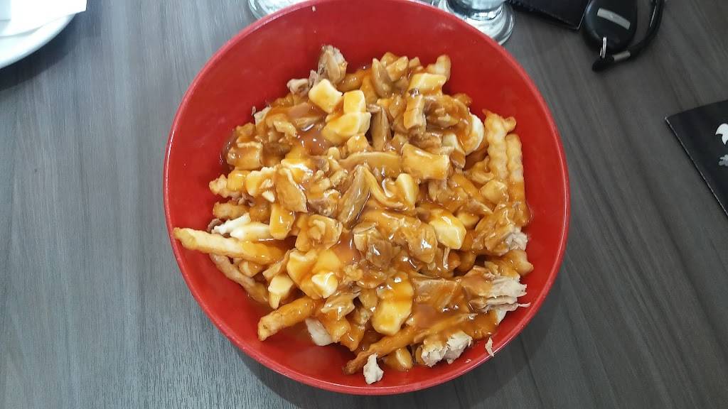 Rotisserie Angus | restaurant | 178 Rue Saint-Pierre, East Angus, QC J0B 1R0, Canada | 8198322161 OR +1 819-832-2161