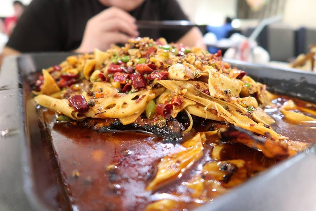 满江红 Red Lotus Restaurant | restaurant | 1177 Central Pkwy W, Mississauga, ON L5C 4P3, Canada | 9058968828 OR +1 905-896-8828