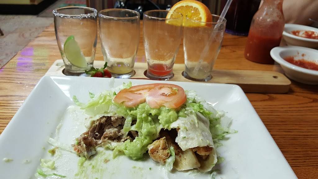 El Cazador | restaurant | 405 Main St, Gretna, VA 24557, USA | 4346562355 OR +1 434-656-2355