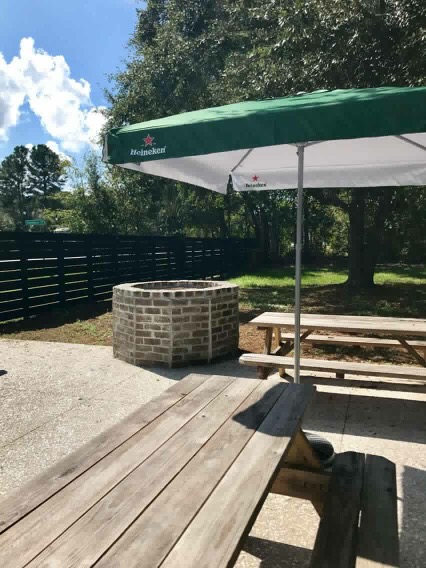 The Bent Rod | restaurant | 10024 US-17, McClellanville, SC 29458, USA | 8438873437 OR +1 843-887-3437