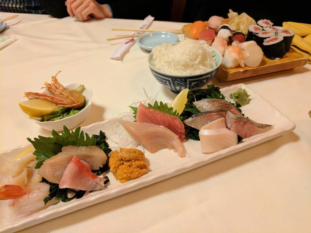 Kisaku Sushi | restaurant | 2101 N 55th St Suite 100, Seattle, WA 98103, USA | 2065459050 OR +1 206-545-9050