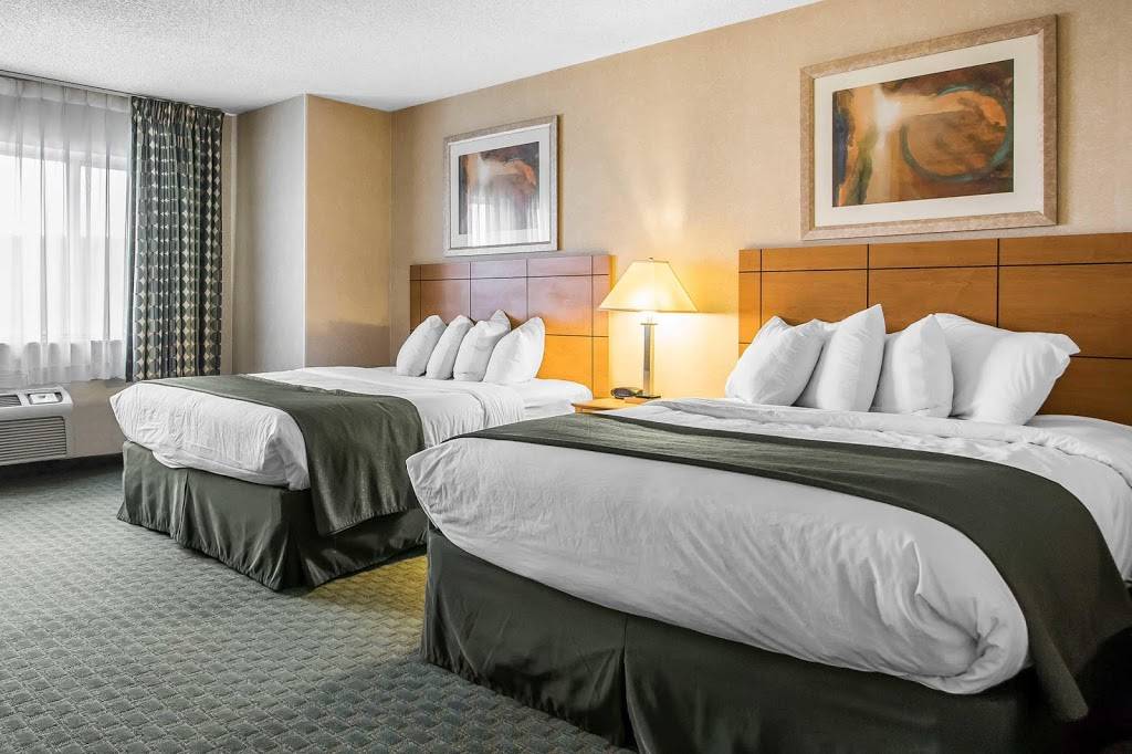 Quality Inn | restaurant | 4055 McDonald Dr, Dubuque, IA 52003, USA | 5635563006 OR +1 563-556-3006